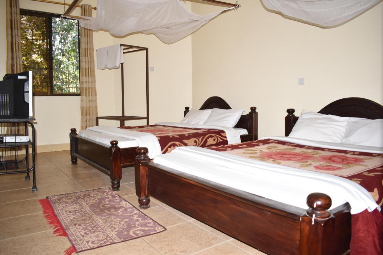 Rainbow Executive Lodge Boma la Ngombe Bagian luar foto