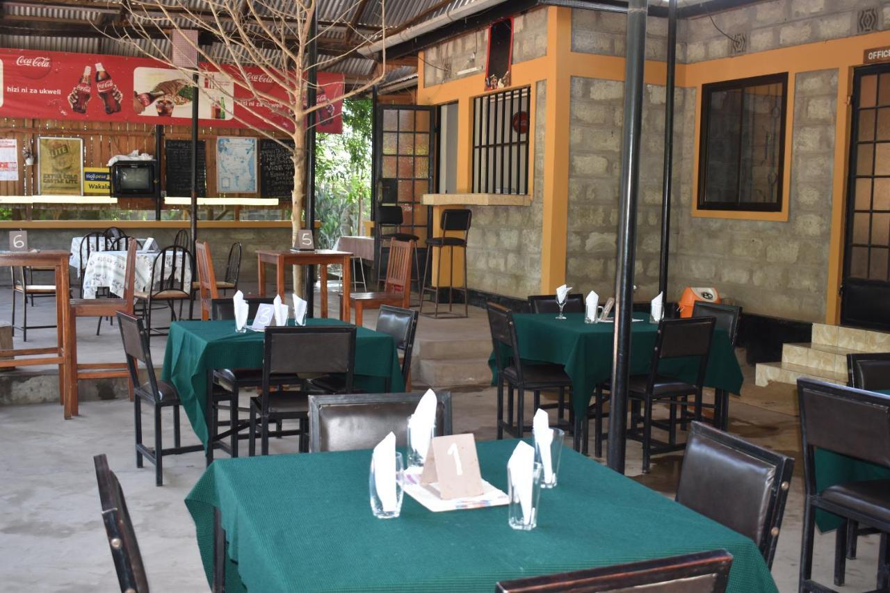 Rainbow Executive Lodge Boma la Ngombe Bagian luar foto