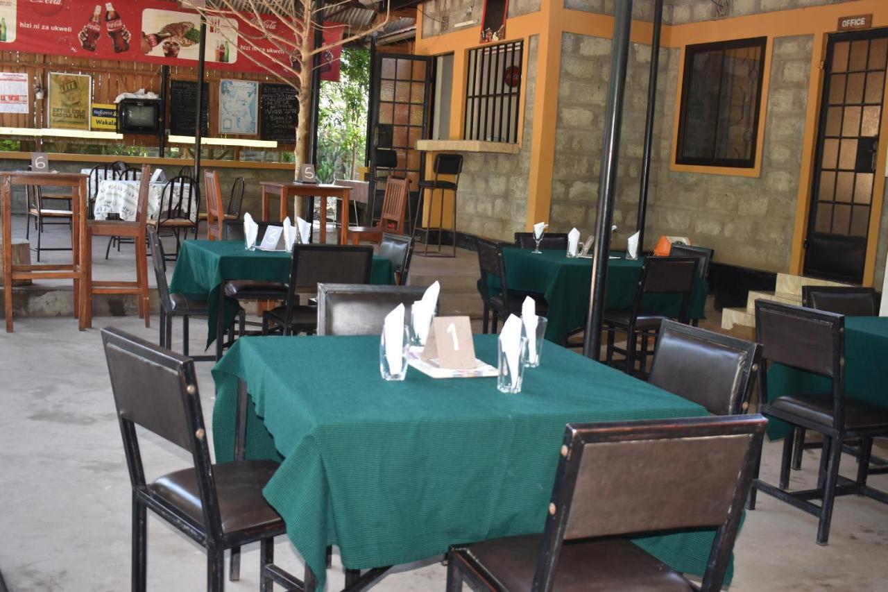 Rainbow Executive Lodge Boma la Ngombe Bagian luar foto