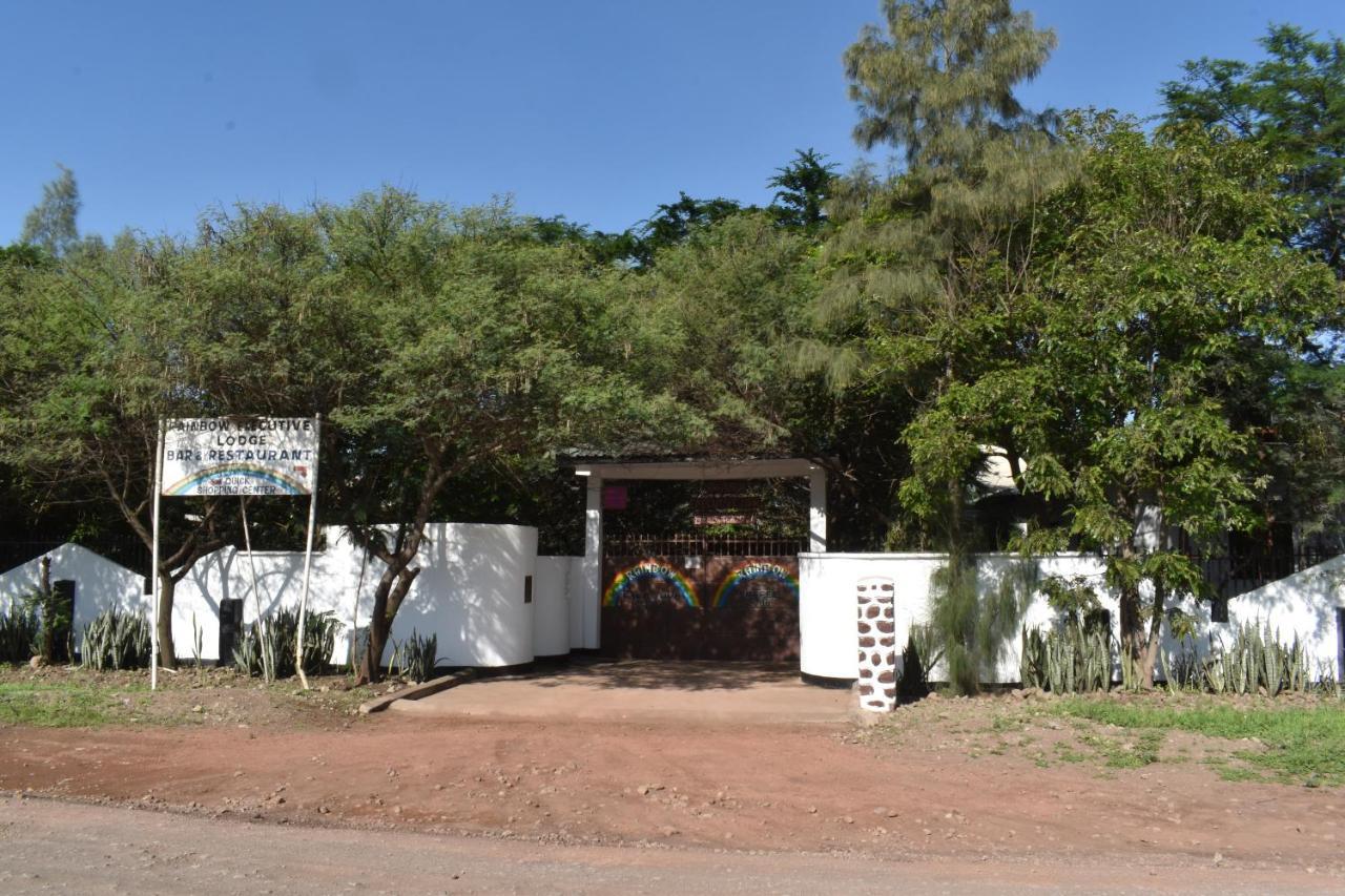 Rainbow Executive Lodge Boma la Ngombe Bagian luar foto